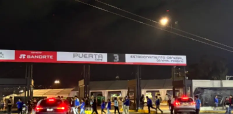 Vecinos burlan operativos y rentan estacionamiento hasta en 500 pesos