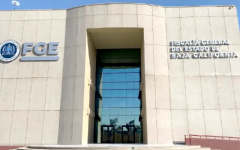 Vinculan a proceso a madre que olvidó a su bebé en auto en Mexicali