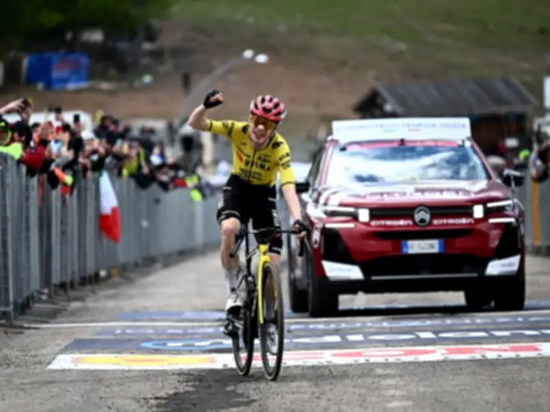 Vingegaard arrasa en el Blockhaus y se coloca segundo en el Giro