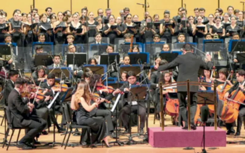 Voces universitarias llenan el Degollado en concierto de ópera