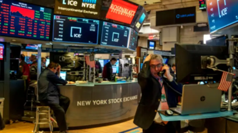 Wall Street cierra en rojo: inflación y petróleo afectan al Dow, Nasdaq y S&P 500