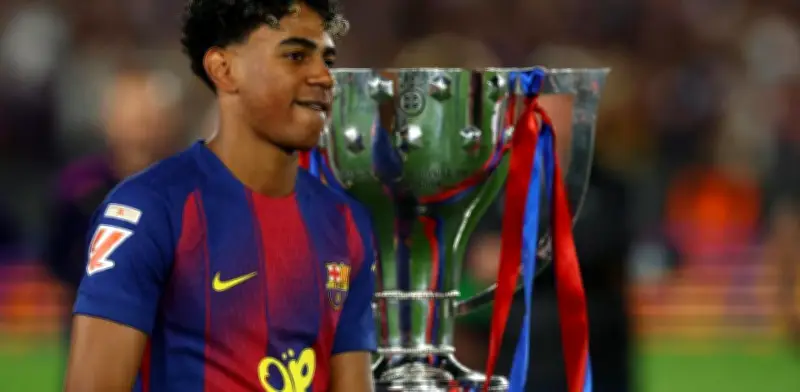 Yamal cobra factura a Bellingham tras título del Barça: 'Hablar es barato'