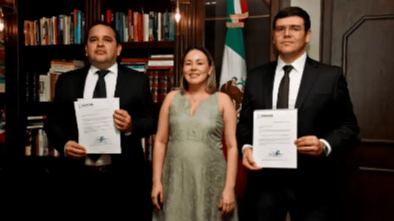 Yeraldine Bonilla toma protesta a nuevos funcionarios en Sinaloa