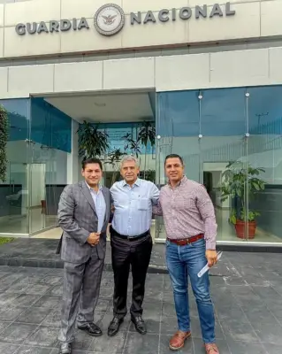 Alcalde de Cuautla prófugo asistió a evento con Guardia Nacional antes de revelarse vínculos con narco