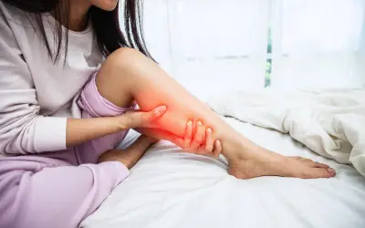 Alivia piernas cansadas con 3 ejercicios desde la cama