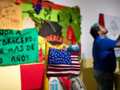Braceros: una exposición en Marco aborda la historia migrante
