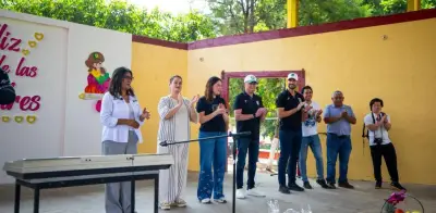 CIMA y Gallos Blancos regalan 500 juguetes en Querétaro