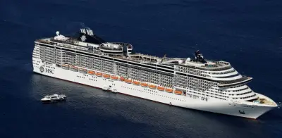 Confinan mil 700 personas en crucero en Francia; reportan un muerto