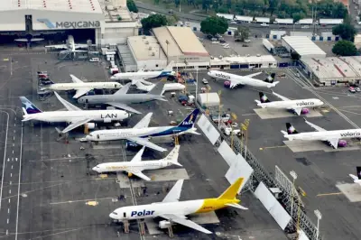 Controladores aéreos amenazan con huelga en México