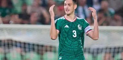 César Montes sale lesionado y enciende alarmas en México a semanas del Mundial 2026