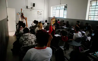 Día del Maestro: salarios precarios y retos en la docencia en México