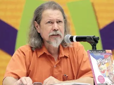 Dante Medina refuta acusaciones de inaccesibilidad y falta de estudio en su obra