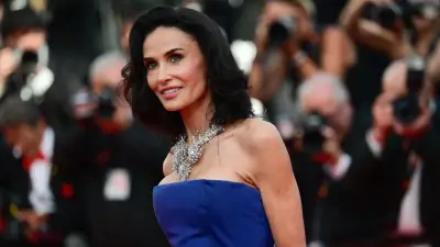 Demi Moore sorprende con radical cambio de look en Cannes 2026
