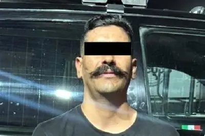 Detenido con 12 dosis de mariguana en operativo policiaco