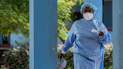 EE. UU. restringe ingreso de viajeros de tres países africanos por ébola