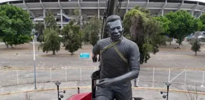 Estatua de Pelé en Guadalajara se vuelve viral por extraño parecido