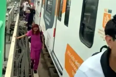 Falla en L1 del Metro provoca caos y usuarios fuerzan puertas