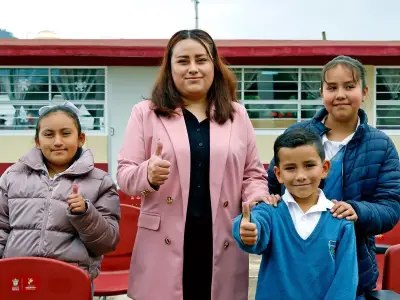 Gobierno de Edomex reconoce a más de 259 mil docentes en su día