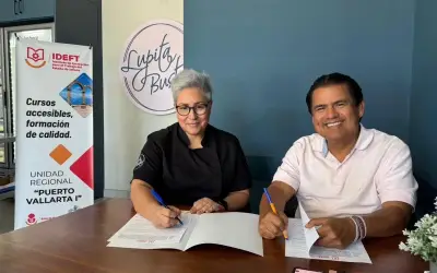IDEFT y chef Lupita Bustos firman convenio de capacitación en Puerto Vallarta