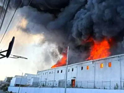Incendio en maquiladora de Ciudad Juárez moviliza a bomberos