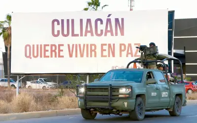Incertidumbre en Sinaloa tras salida de Rocha Moya