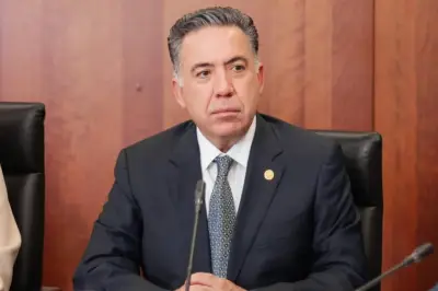 Inzunza niega contacto con EU; asegura estar en Sinaloa