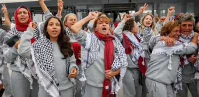 Israel expulsa a 430 activistas de flotilla para Gaza tras polémica mundial