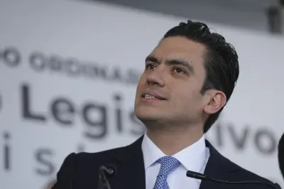 Jorge Romero pide a Sheinbaum romper pacto con narcotráfico en video