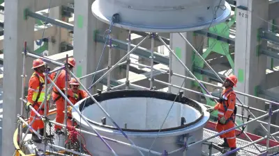 Muere ingeniero de Pemex por explosión en refinería de Salina Cruz