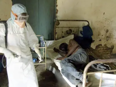 OMS declara emergencia mundial por nuevo brote de ébola en RDC y Uganda