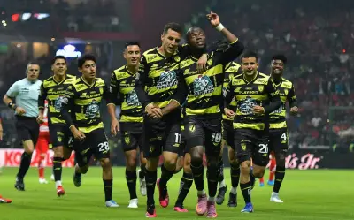 Pachuca vence 1-0 a Toluca en el Infierno y toma ventaja en la serie