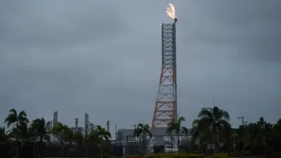Pemex: Refinería Olmeca en Dos Bocas opera normal tras flamazo controlado