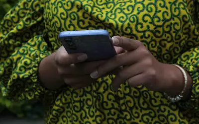 Registro CURP golpea a telefonía móvil: pérdidas masivas
