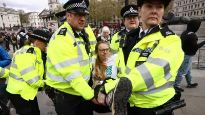 Starmer advierte posible prohibición de marchas propalestinas en Reino Unido