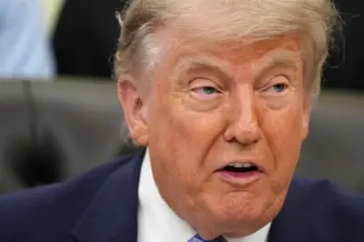 Trump pospone orden sobre IA para proteger industria