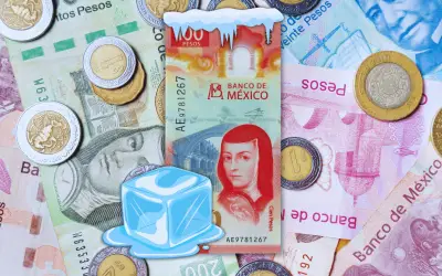 UIF congela cuentas a Rocha Moya, su familia y 9 funcionarios en Sinaloa