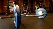Abuelas de 89 y 91 años entrenan en gimnasio en Taiwán