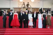 Almodóvar apuesta por drama sobre crisis creativa en Cannes