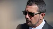 Antonio Banderas desmiente rumores de bancarrota y aclara su situación financiera