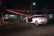 Apagones causan choques contra postes al sur de la ciudad