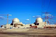 Ataque con dron provoca incendio en planta nuclear en EAU