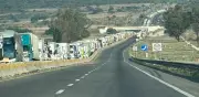 Bloqueo en Querétaro-San Luis por agua supera 24 horas
