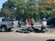 Bloqueos en Tabasco por falta de luz y agua colapsan vialidades