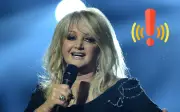 Bonnie Tyler en coma inducido tras cirugía intestinal de emergencia