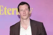 Callum Turner suena como el nuevo James Bond