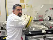 Científicos mexicanos crean liposomas inteligentes activados por luz contra el cáncer