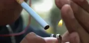 Cofepris alerta sobre 180 marcas de cigarros ilegales en México