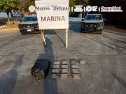 Decomisan cocaína flotando en el mar cerca de Huatulco, Oaxaca
