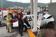 Dos muertos y una menor herida en choque en La Nacional