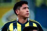 Edson Álvarez queda fuera del Fenerbahçe por lesión